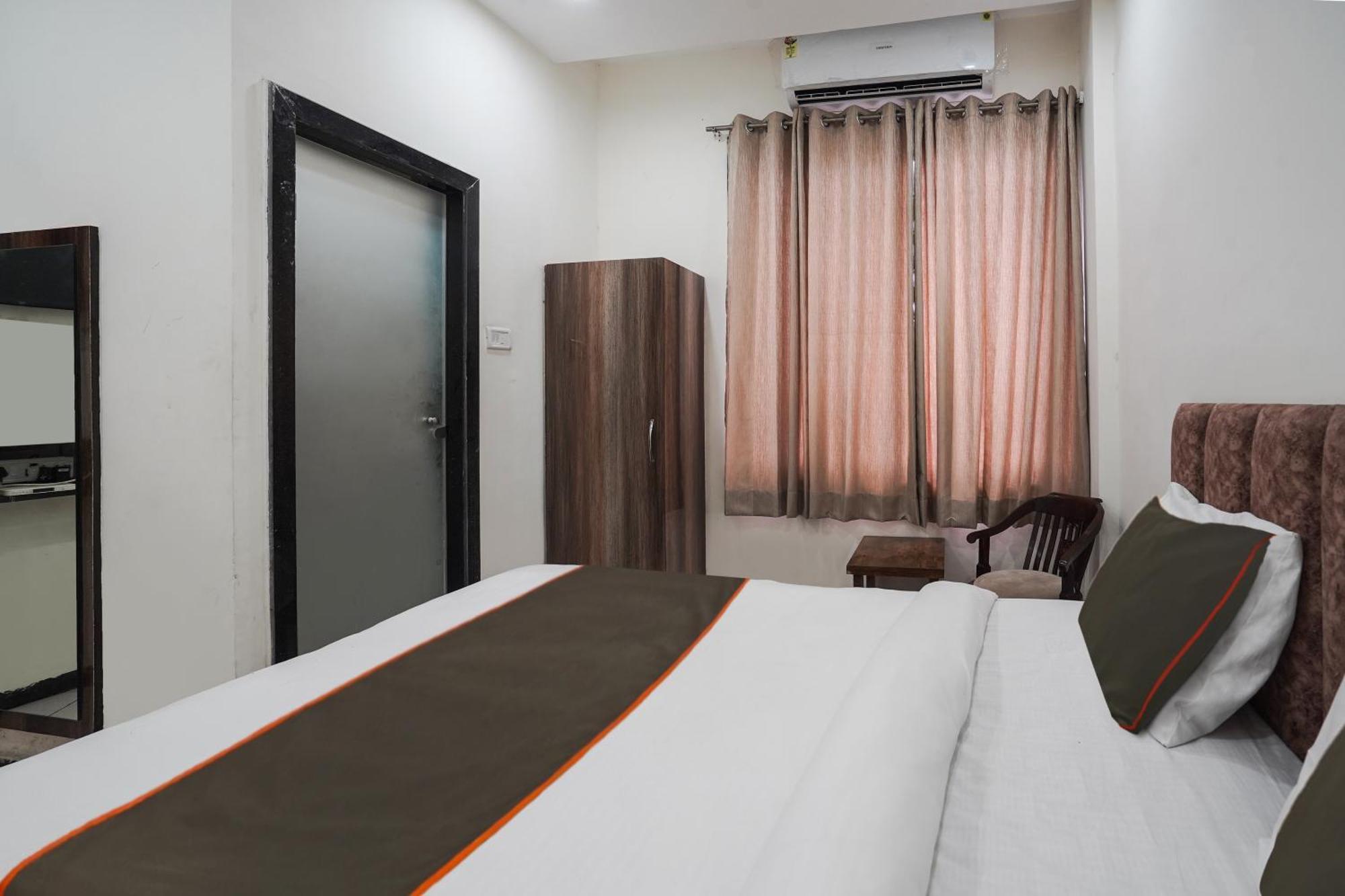 Townhouse Amanaka Formerly Hotel City Pride Raipur  Exterior photo