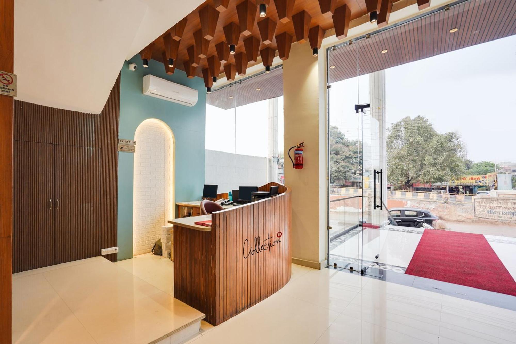 Townhouse Amanaka Formerly Hotel City Pride Raipur  Exterior photo